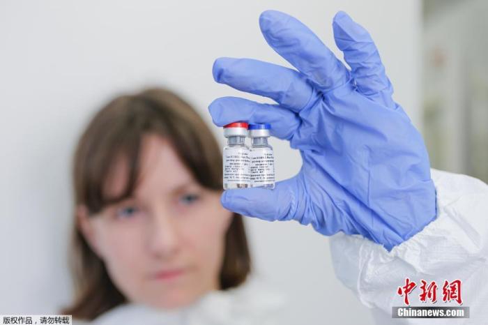 俄卫生部长：将在两周内获得首批新冠病毒疫苗