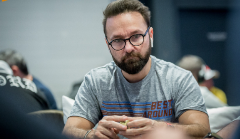 【蜗牛扑克】GG大师WSOP豪客赛丹牛55对遭河杀!本周中国时区赛抓紧夺金机会