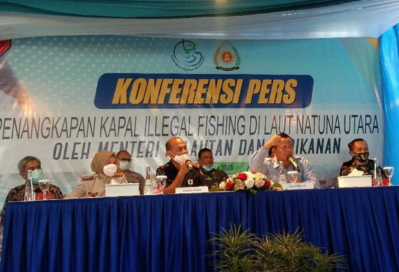 印尼在纳土纳群岛海域扣押3艘越南非法渔船