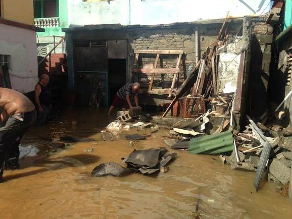 “伊萨亚斯”增强为一级飓风 加勒比地区多国受灾