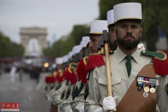 揭秘法国外籍军团:士兵不效忠法国 待遇好战力强