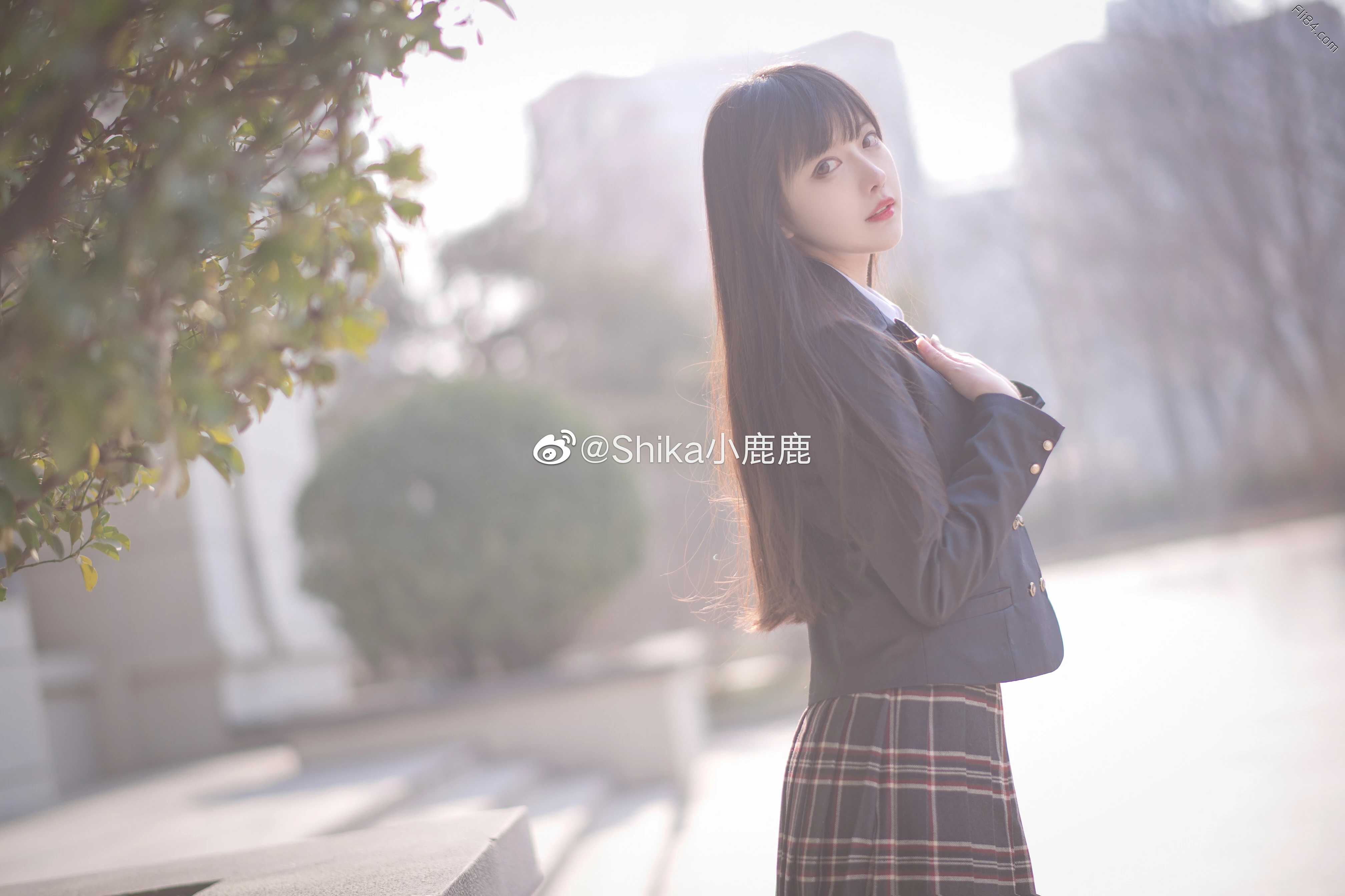 coser“Shika小鹿鹿”,外表甜美身材超给力的樱花妹！