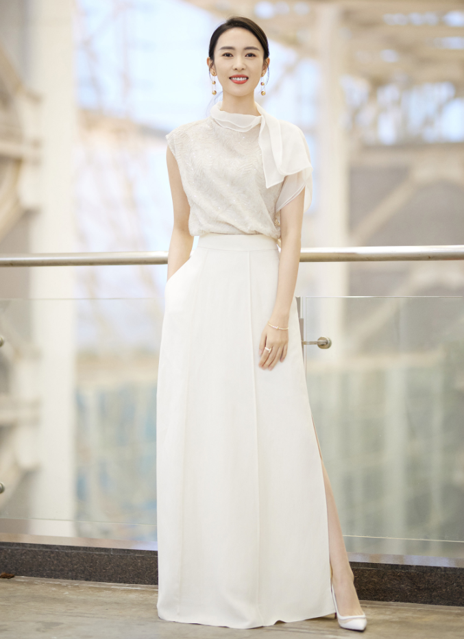 童瑶凭《大江大河》获金鹰奖最佳女演员 继白玉兰后再度斩获奖项