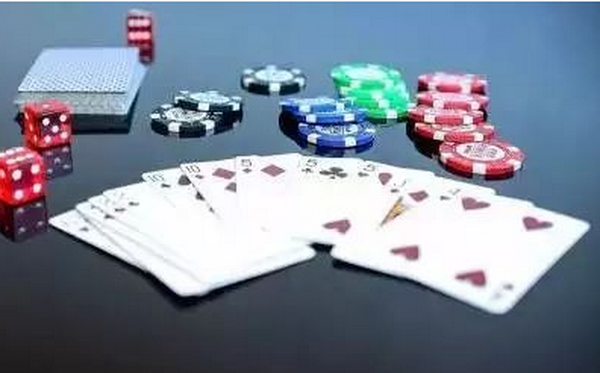 德州扑克从牌桌上悟到的人生道理