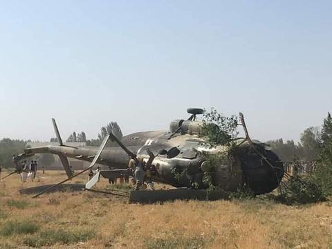 阿富汗两架陆军直升机东部坠毁 已致15人死亡