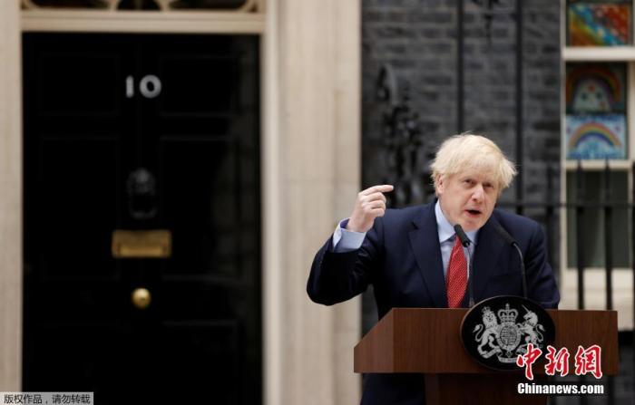 英国首相媒体发文吁消除对“分级管控系统”不满