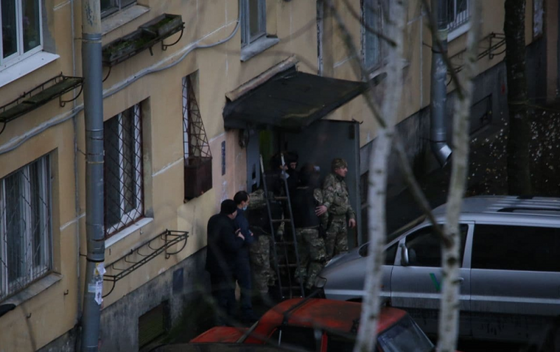圣彼得堡一男子在公寓内扣留6名儿童 已被警方拘留