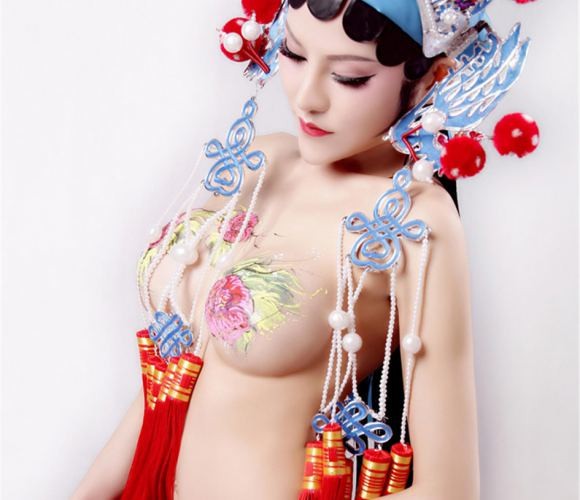 【蜗牛棋牌】老板办公室系列辣文 玉女校花的呻呤