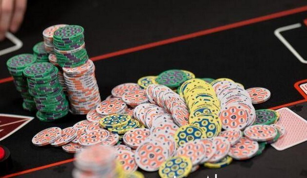 德州扑克牌桌上真正重要的是什么？