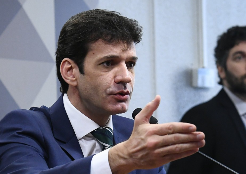 巴西旅游部长马塞洛-安东尼奥被撤换