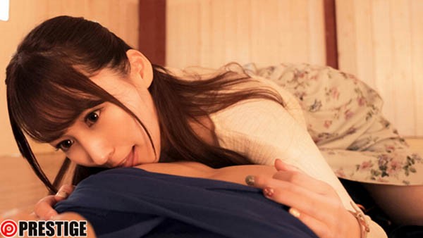 【蜗牛棋牌】最悪の鬱勃起映像!第一次NTR!爱音まりあ的对手是一群噁烂欧吉桑! …