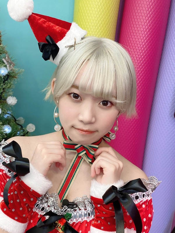 【蜗牛棋牌】金发造型真可爱！架乃ゆら新片可以这样啪吗？