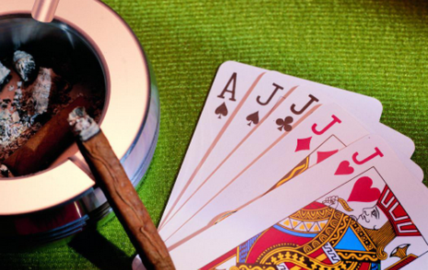 【蜗牛棋牌】德州扑克如何游戏大对子和AK