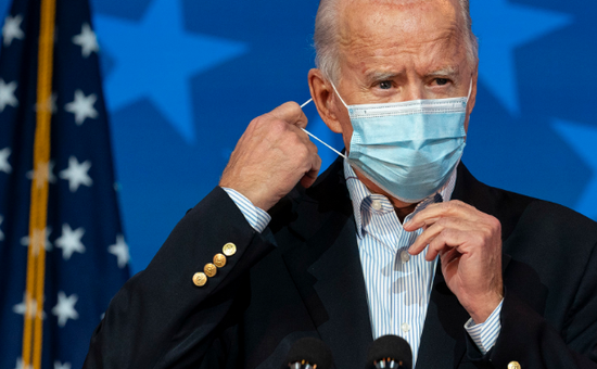 【蜗牛棋牌】美媒:拜登政府考虑直接向美国家庭发放口罩