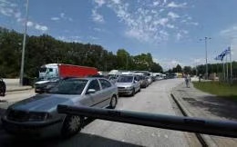 【蜗牛棋牌】希腊警方逮捕四名企图持伪造核酸检测阴性报告入境者