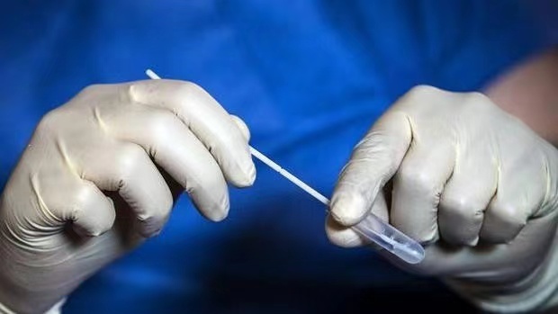 西班牙已开始实施肛拭子新冠病毒检测方式