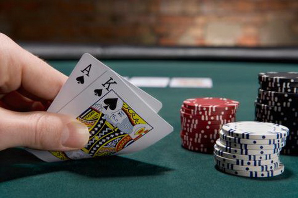 德州扑克牌手与桌面形象（上）