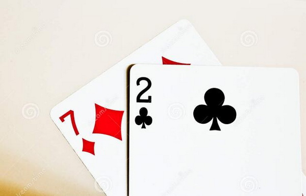德州扑克发不到好牌时该怎么办？