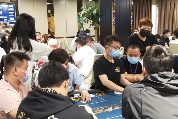 【蜗牛棋牌】2021 TPC老虎杯 | 主赛火爆开幕,孙慈领衔106人晋级下一轮!