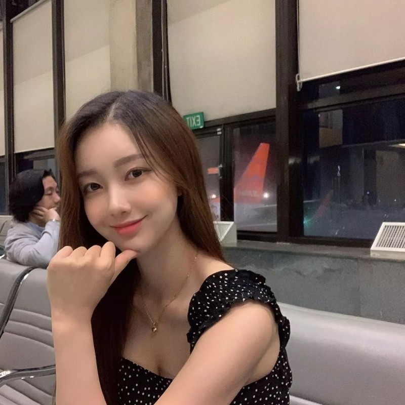 【蜗牛棋牌】深藏不露的身材最迷人