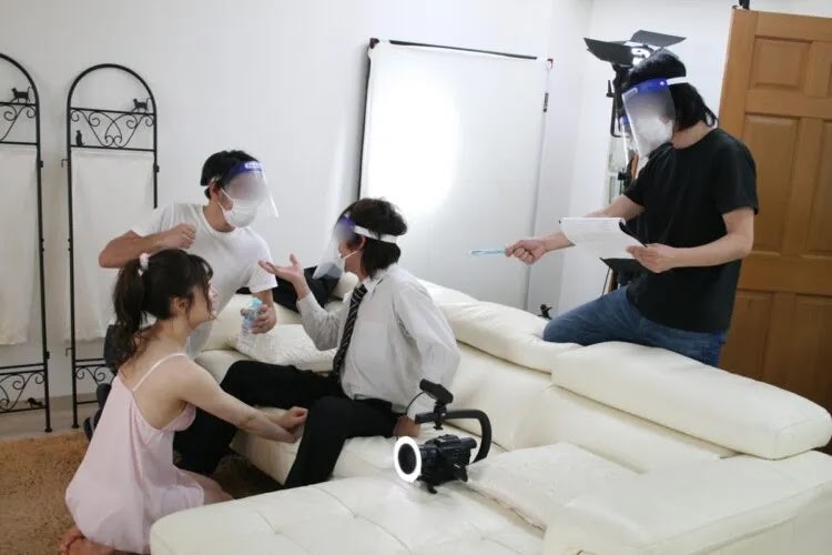 【蜗牛棋牌】惊！有女优感染肺炎？