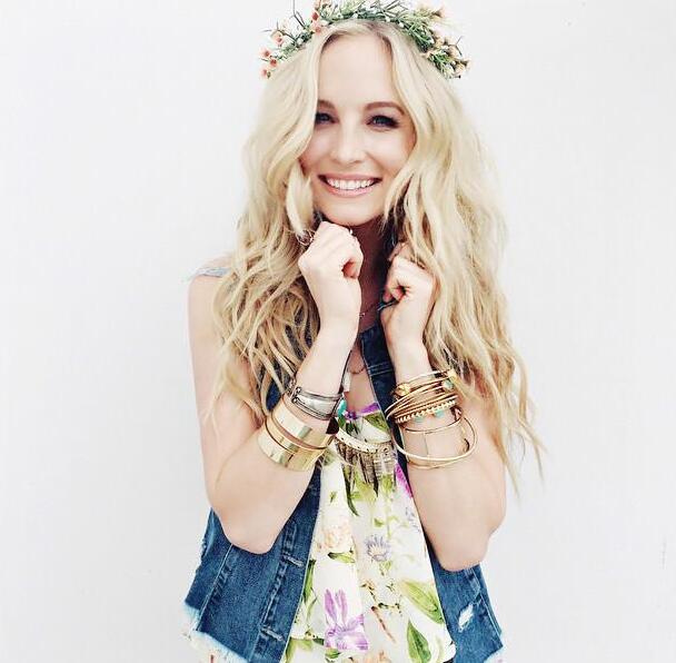 【蜗牛棋牌】坎迪丝·阿科拉 第14届美国青少年选择奖-最佳抢镜女演员美照鉴赏及个人资料