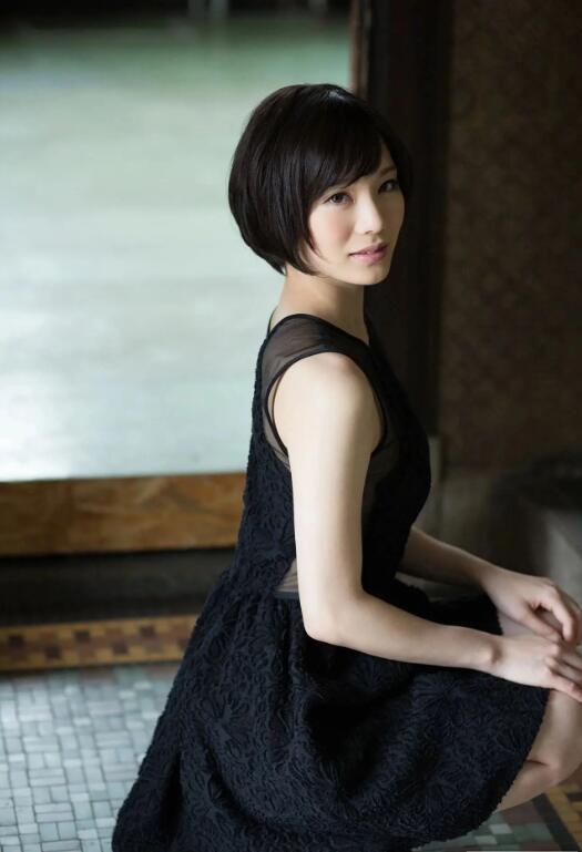 【蜗牛棋牌】铃村爱里(铃村あいり,Suzumura-Airi)第100部作品ABW-099介绍:进入未知的快乐领域!