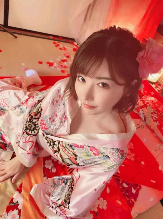 【蜗牛棋牌】イベルト新代言人出列!深田咏美(深田えいみ)被换掉的原因是?