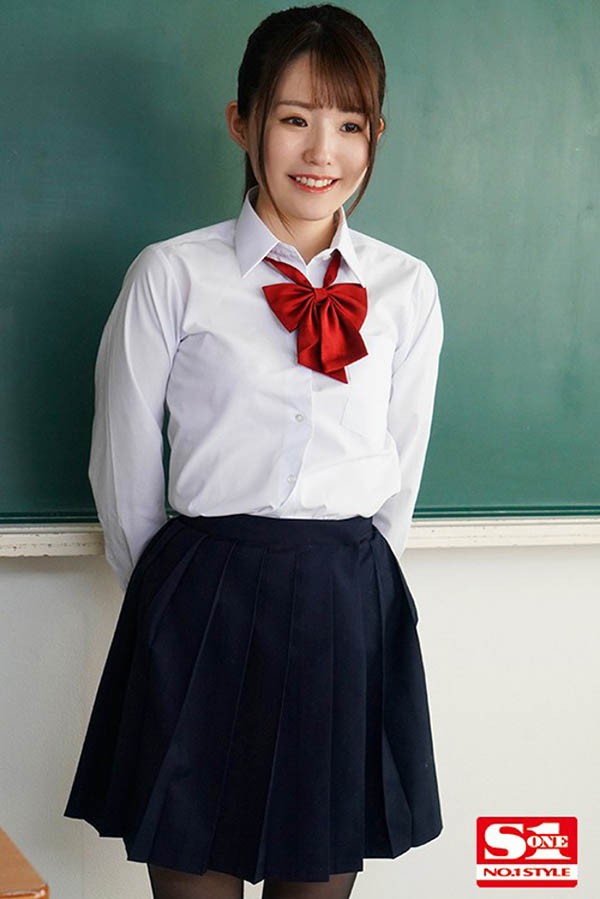 【蜗牛棋牌】校园凌辱！学生会长“乙白さやか”遭同学集体强暴，接着又被老师硬上！