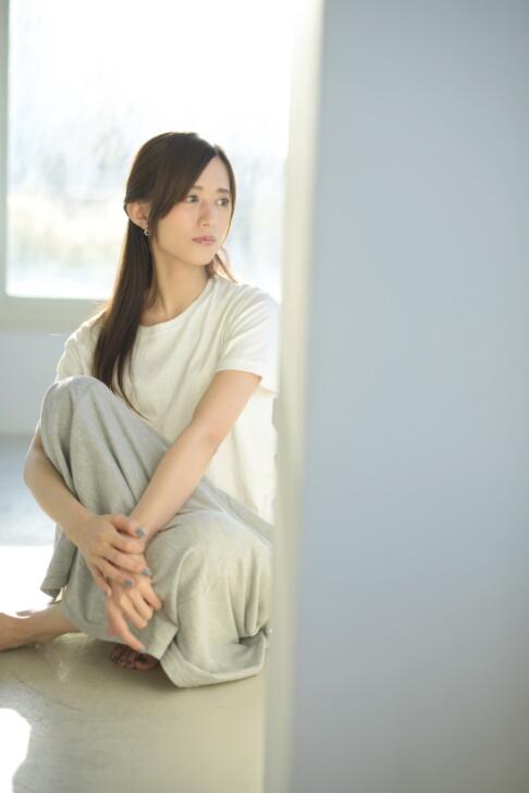 【蜗牛棋牌】希岛爱里(希岛あいり,Kijima-Airi)PRED-321:靓妹女上司成为下属X奴隶整晚干不停!
