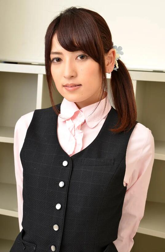 【蜗牛棋牌】纱纱原百合(紗々原ゆり)SHKD-931:轮流被老公和前上司仲础这孩子到底是谁的!?