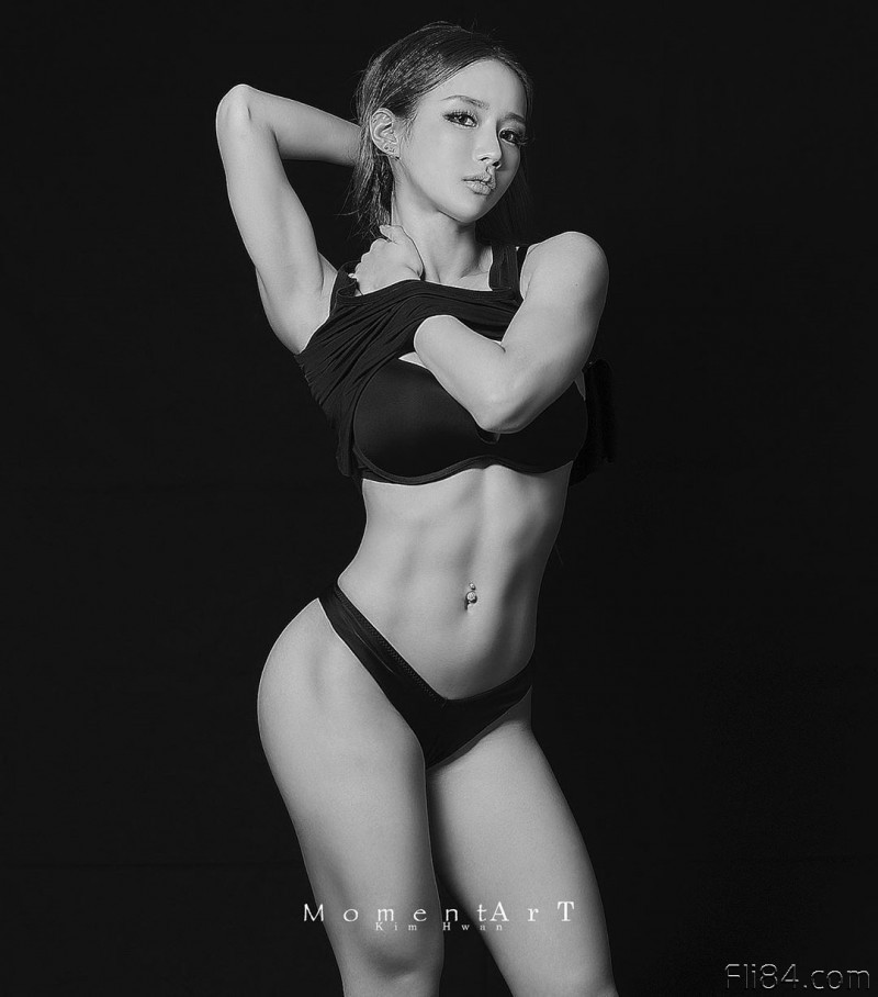 韩国健美冠军柳世菲（류세비）国宝级肉体 “水蛇曲线”让人鼻血狂喷！