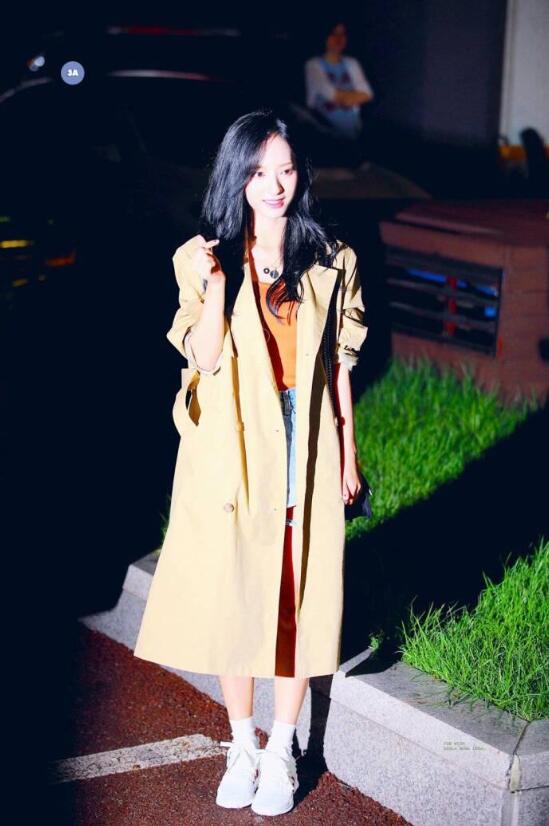 【蜗牛棋牌】金知妍 韩国女子演唱组合宇宙少女成员美照分享