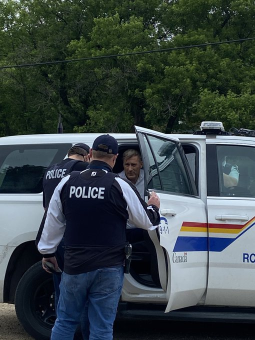 加拿大右翼政党领导人因违反公共安全法规被捕