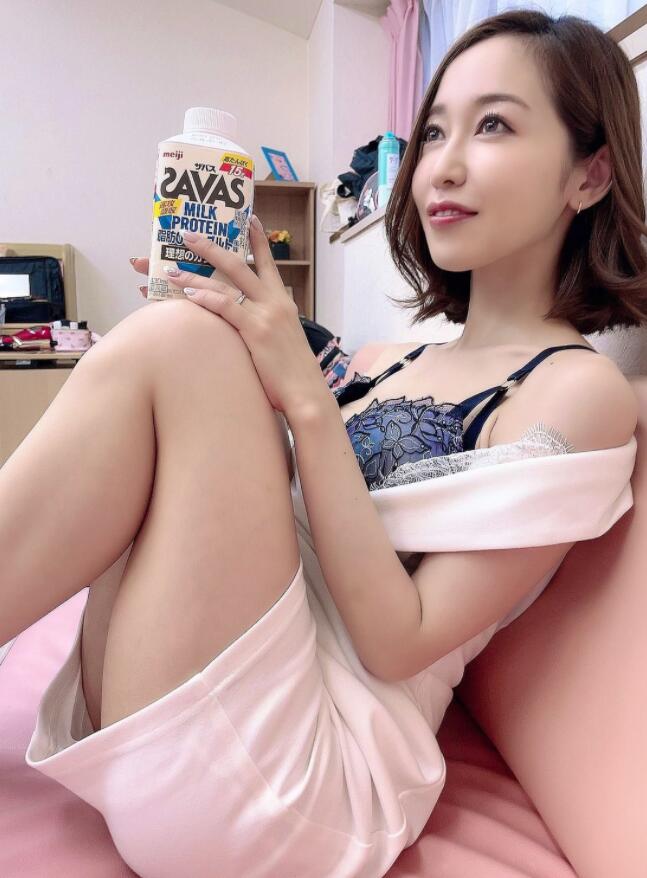 【蜗牛棋牌】筱田优(篠田ゆう,Shinota-Yuu)作品JUL-625:美妻为还债下海风俗被曾霸凌过的同学耻辱报复!