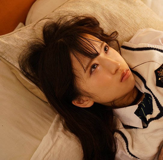 【蜗牛棋牌】援交被学校老师抓包!校花女高中生“天音ゆい”为封口和对方约会 结果遭下药侵犯