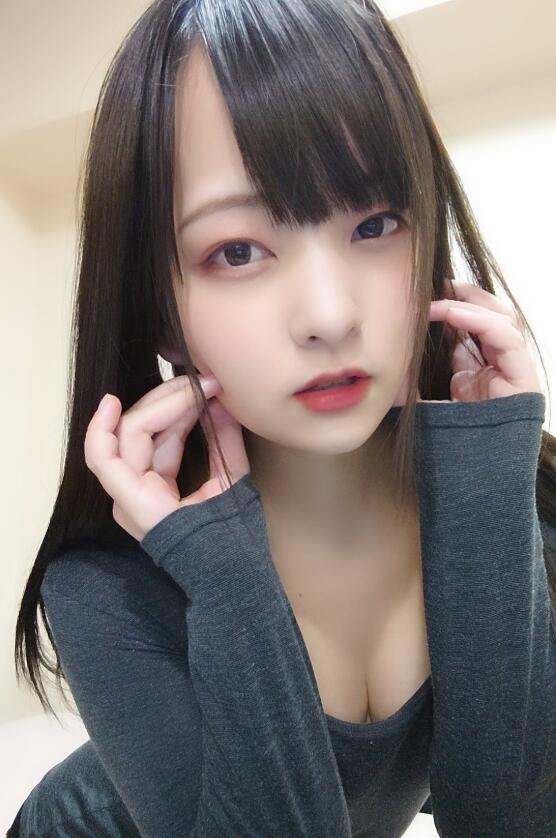 【蜗牛棋牌】惊!第一位感染肺炎的暗黑女艺人身份揭露!