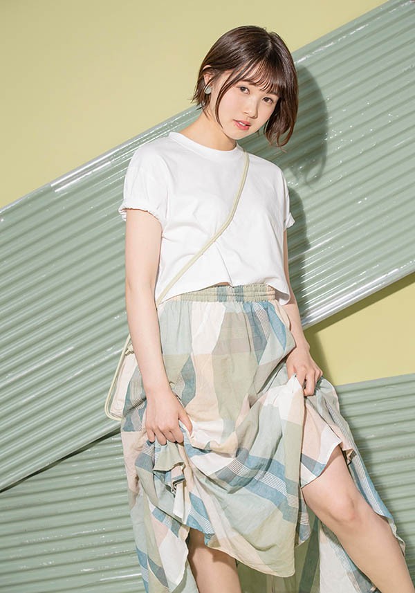 【蜗牛棋牌】性经验仅1人!性欲蠢蠢欲动!铁工厂作业员“几田まち”被搞到哭!