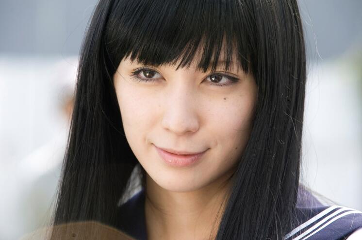 【蜗牛棋牌】仲村美羽(仲村みう)新作品介绍:错过末班车只好去美上司家为爱鼓掌!