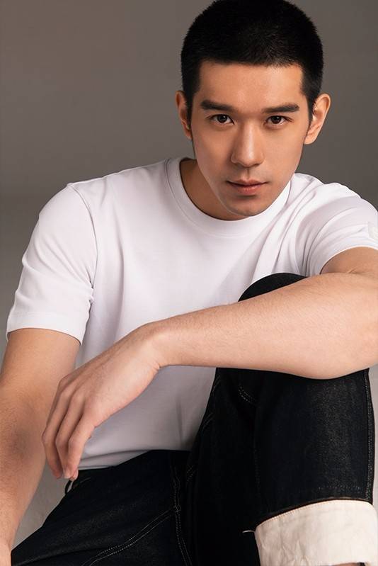 【蜗牛棋牌】《周生如故》《玉楼春》热播 周陆啦反差引期待