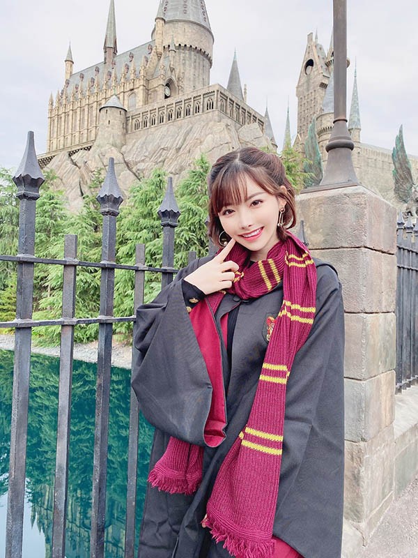 【蜗牛棋牌】打败“熟女”！她称霸FANZA关键字搜寻排行榜！