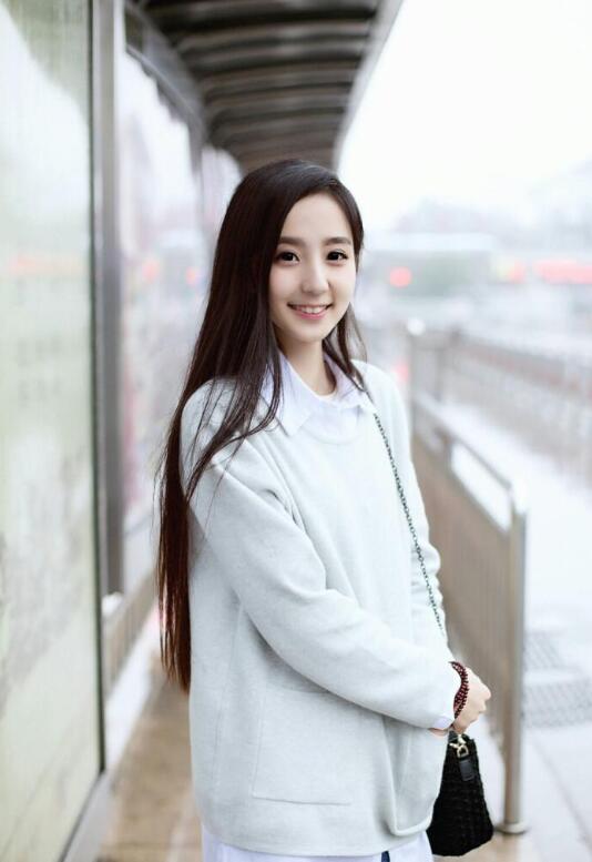 【蜗牛棋牌】许晓诺 《完美假期》第一季冠军美照分享及个人资料