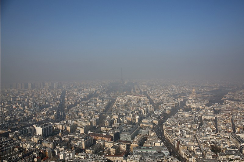 法媒：近八成人认为“巴黎是一个肮脏的城市”
