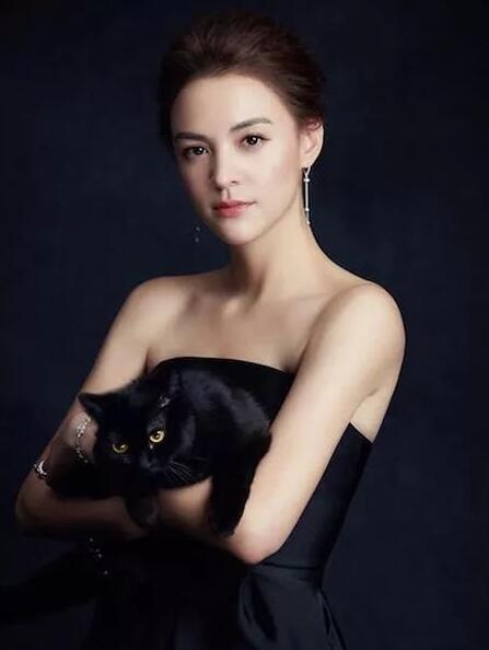 【蜗牛棋牌】张榕容 微博电视剧大赏十大人气女演员美照分享及个人资料