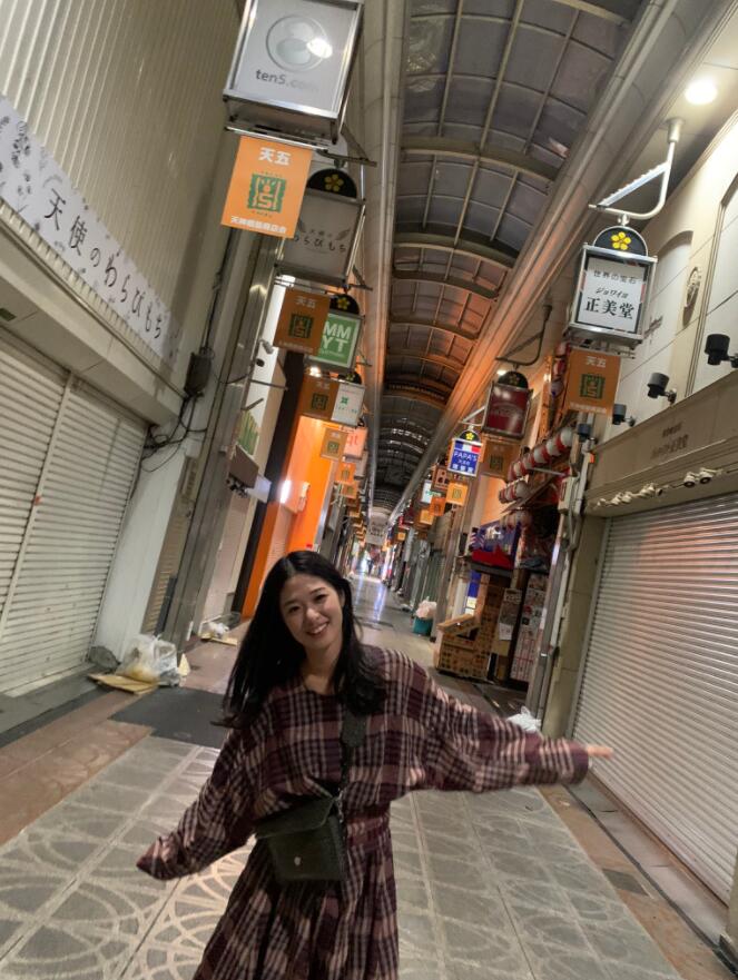 【蜗牛棋牌】川上奈奈美(川上奈々美)新作品肉食系美妻榨干泡友