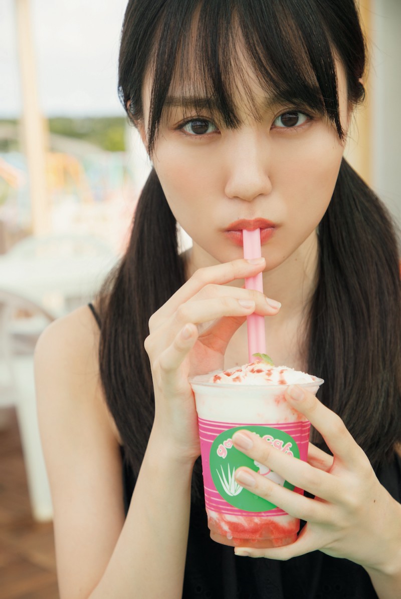 【蜗牛棋牌】乃木坂46贺喜遥香首本写真集《まっさら》首周销售14.6万册破队史之最
