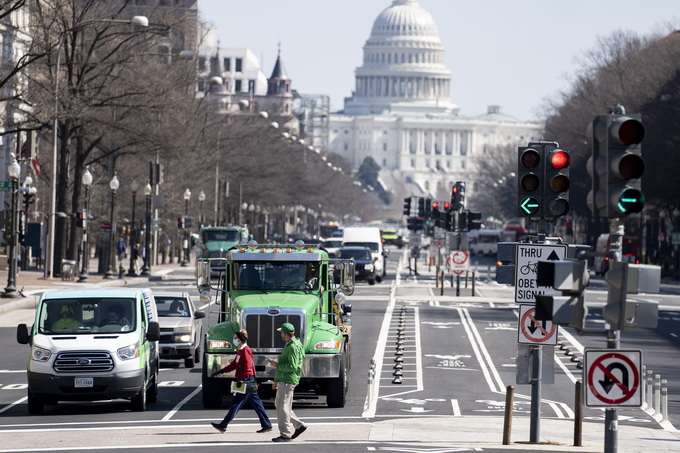 【蜗牛棋牌】美国总统拜登称正在考虑建立汽油免税期