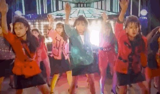 【蜗牛棋牌】itotii正妹:「登美丘大妈」队长《伊原六花》清纯甜美直击心脏!俏丽性感才是真面目!