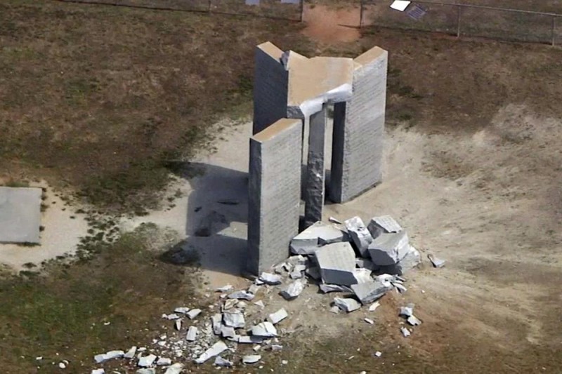 【蜗牛棋牌】美国佐治亚州地标性建筑“佐治亚巨石阵”被炸毁