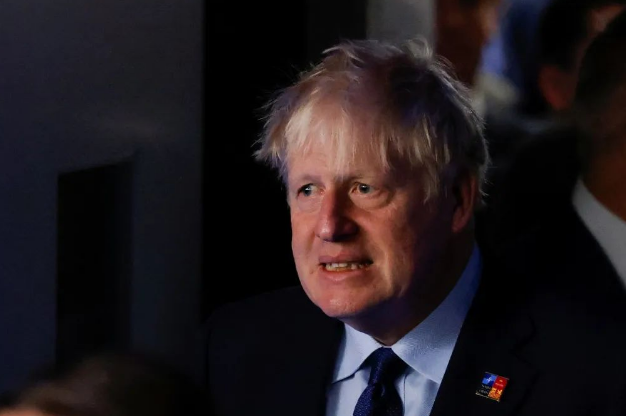英国民调：近七成英国人认为约翰逊应辞职